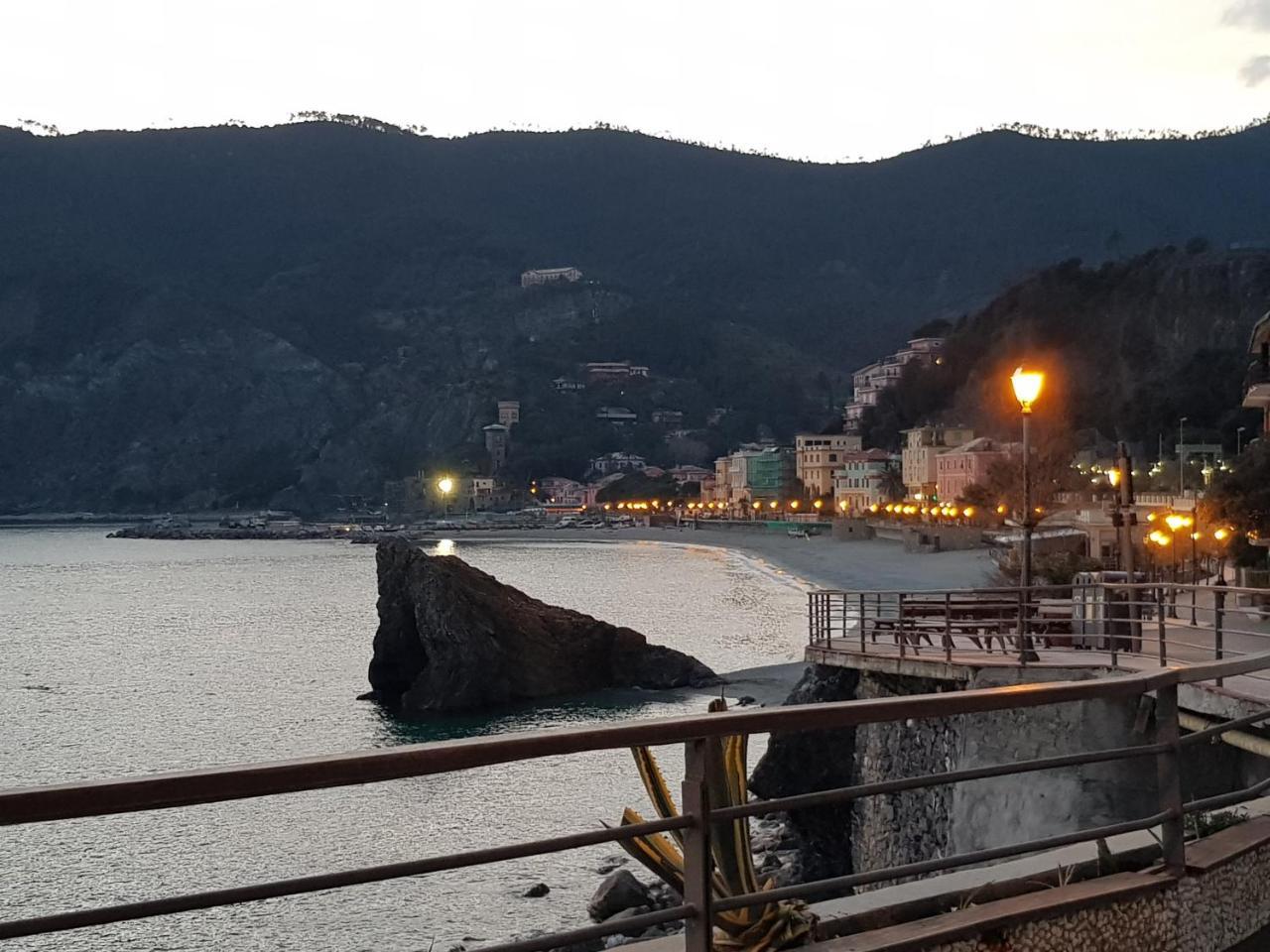 Oceanview Luxury Apartment Monterosso al Mare Esterno foto